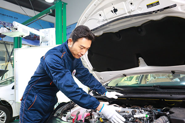 做好汽車檢查保養(yǎng) 春節(jié)出行無憂